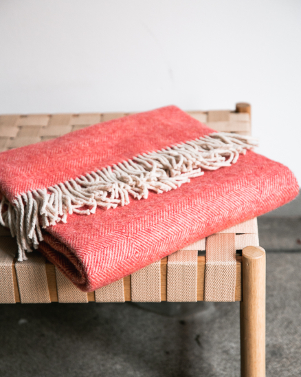 Hřejivá vlněná deka - červená 140 x 200 cm